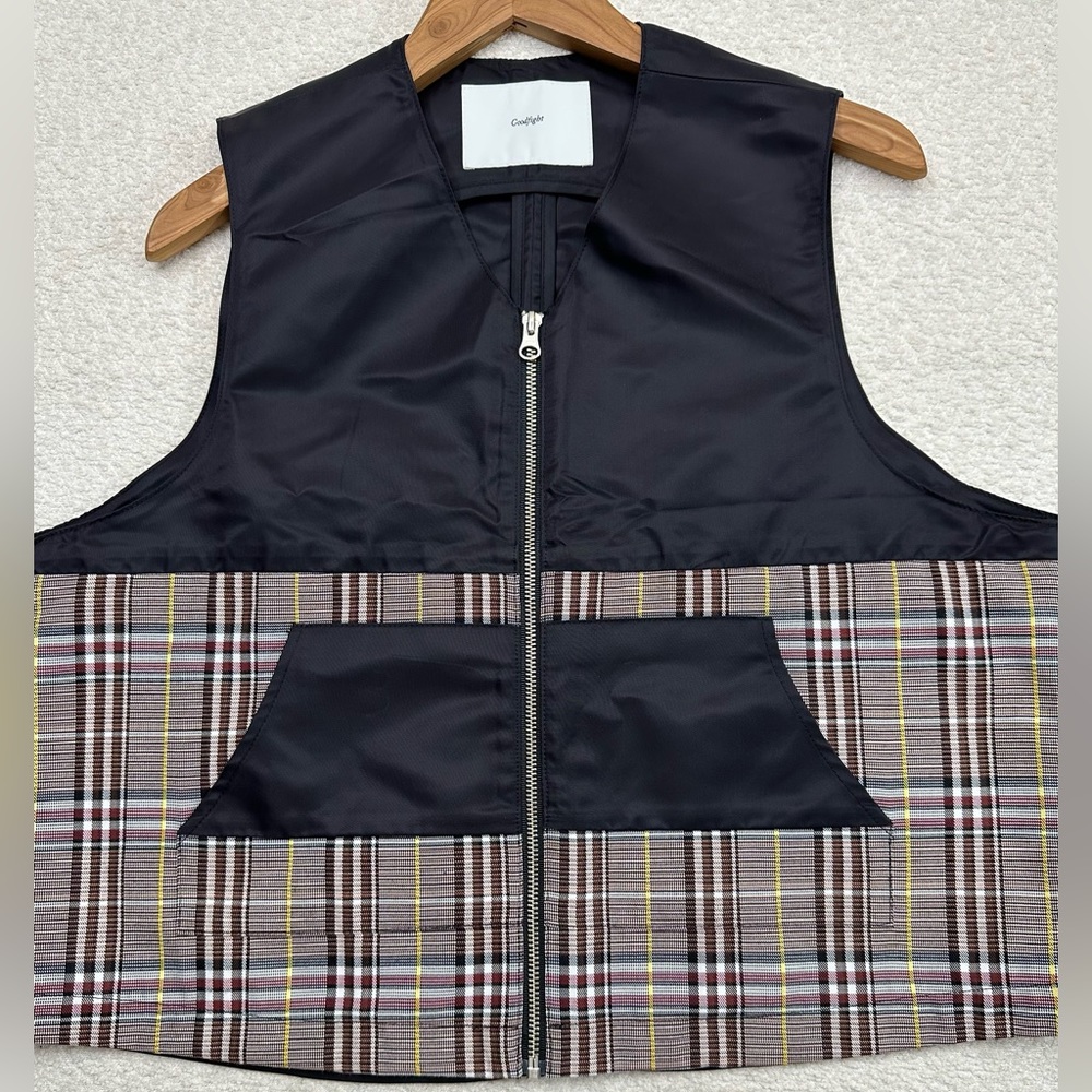Goodfight Full Zip 100% Nylon Vest Black and Plaid Size XL New Without Tags - Picture 2 of 8